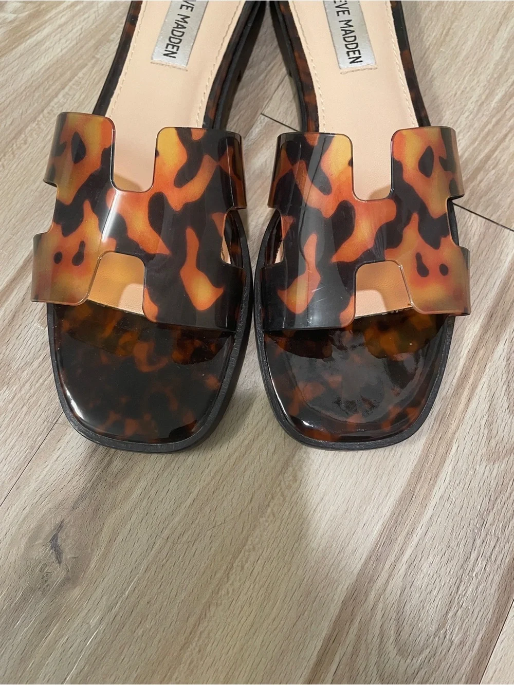 Steve Madden Hadyn Tortoise Sandals 7